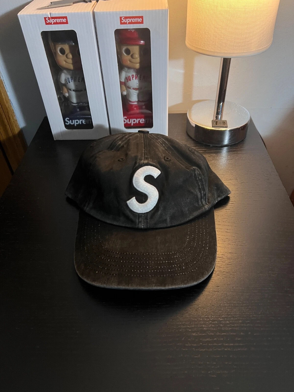 CHAPEAU 6 PANNEAUX LOGO SUPREME PIGMENT S