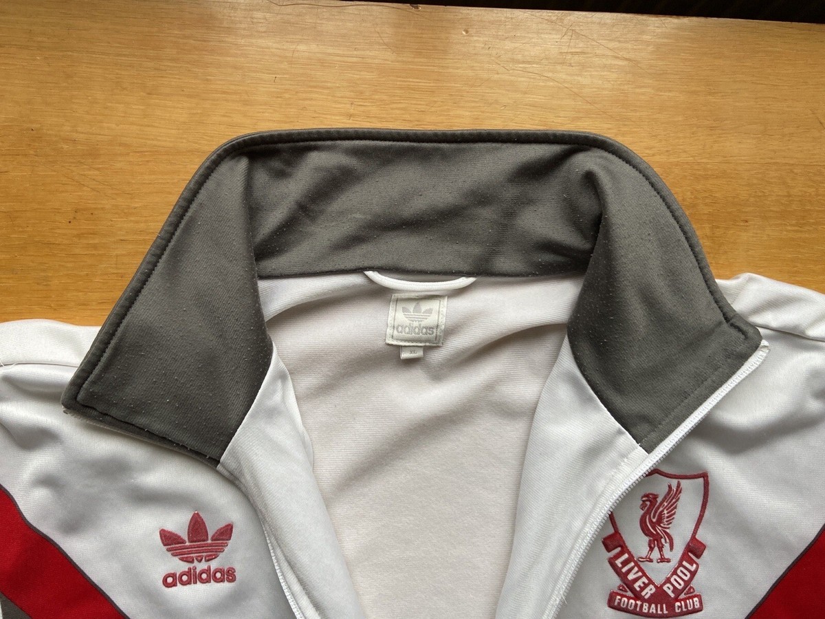 1989 1990 LIVERPOOL RETRO FOOTBALL SOCCER JACKET ADIDAS 1989 1990 LIVERPOOL RETRO FOOTBALL SOCCER JACKET ADIDAS