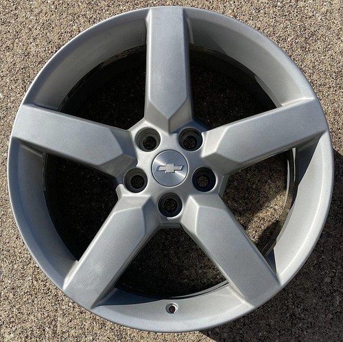 CHEVY CAMARO 2010-2015 Factory OEM Wheel 19" Rim 5441 Silver w/ Cap #B - Picture 2 of 6