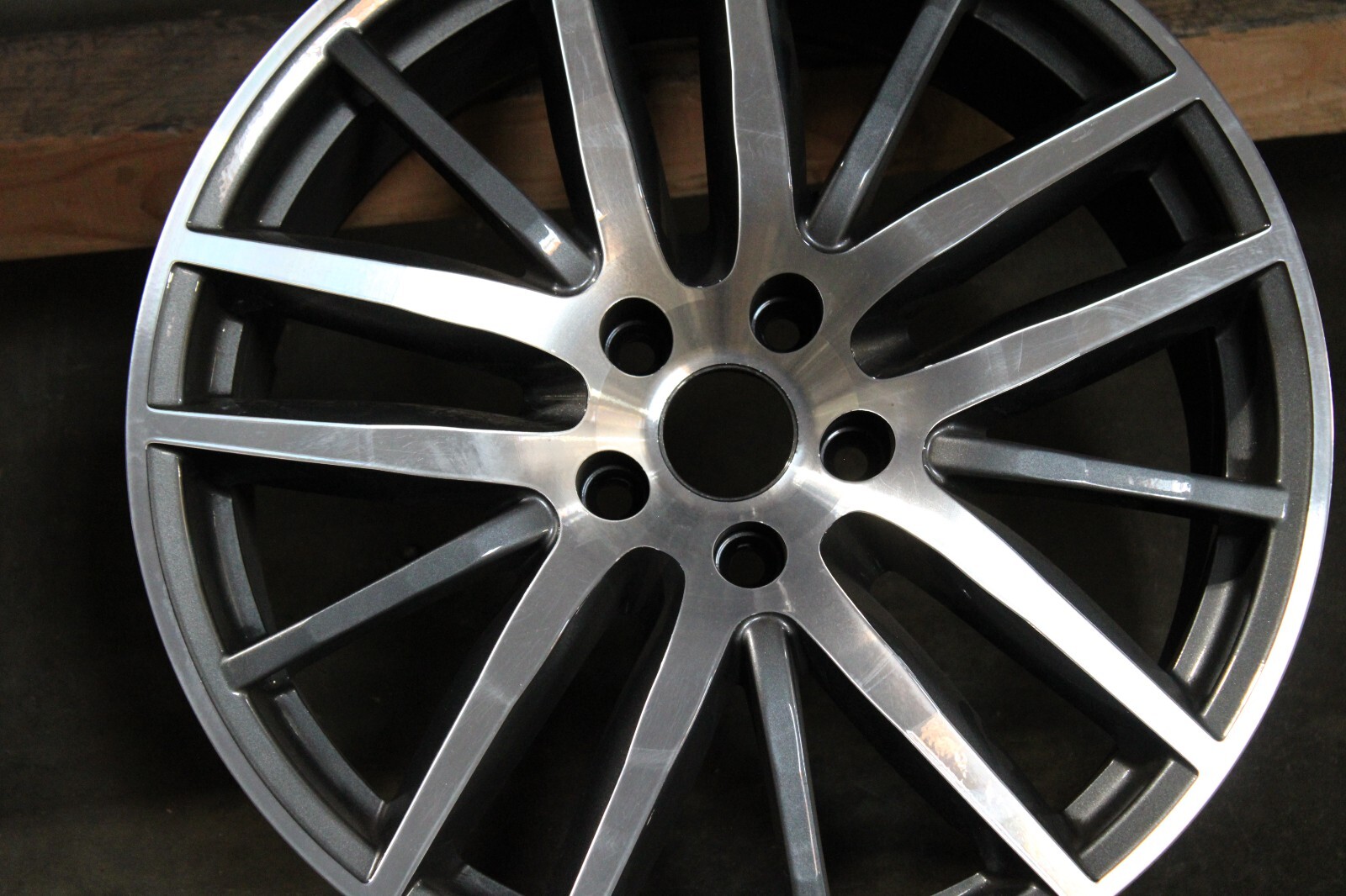14 15 16 Maserati Ghibli OEM Wheel Rim FRONT 19x8.5 19" 97530 670016851