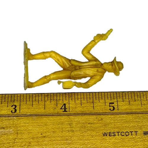 Rare Cowboy Action Figure Holding Mystery Loot Bag Gold Vintage Yellow Toy - Picture 6 of 6