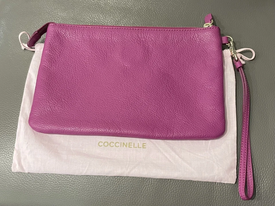 COCCINELLE-ICONIC ITALIAN SOFT LEATHER-MEDIUM SIZE- POCKET BAG IN PINK - NEW ! - Image 2 of 4