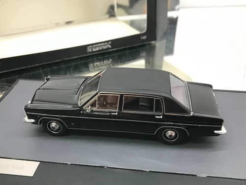 MATRIX 11502-061 OPEL DIPLOMAT B LANG VOGT -BLACK 1:43- GOOD IN BOX - Picture 6 of 9