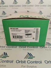 TM100C40R Modicon Schneider Control M 100 40 I/O Relay Outputs