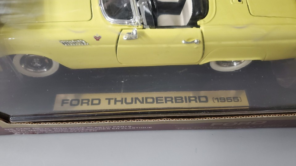 Miniature Road Signature 1/18 – 1955 Ford Thunderbird – Jaune – Diecast
