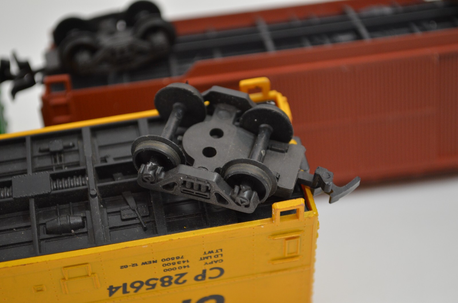 HO Gauge Train Car Lot Yugoslavia CN CP Mobil Tank Freight Box Cars