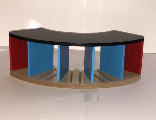 Kids Destiny Wooden Big Train House - Picture 4 of 6