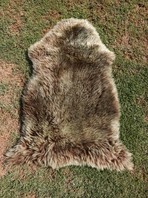 Genuine Sheepskin Rug  Real Sheep Fur  Soft & Fluffy  Multiple Colors For Decore