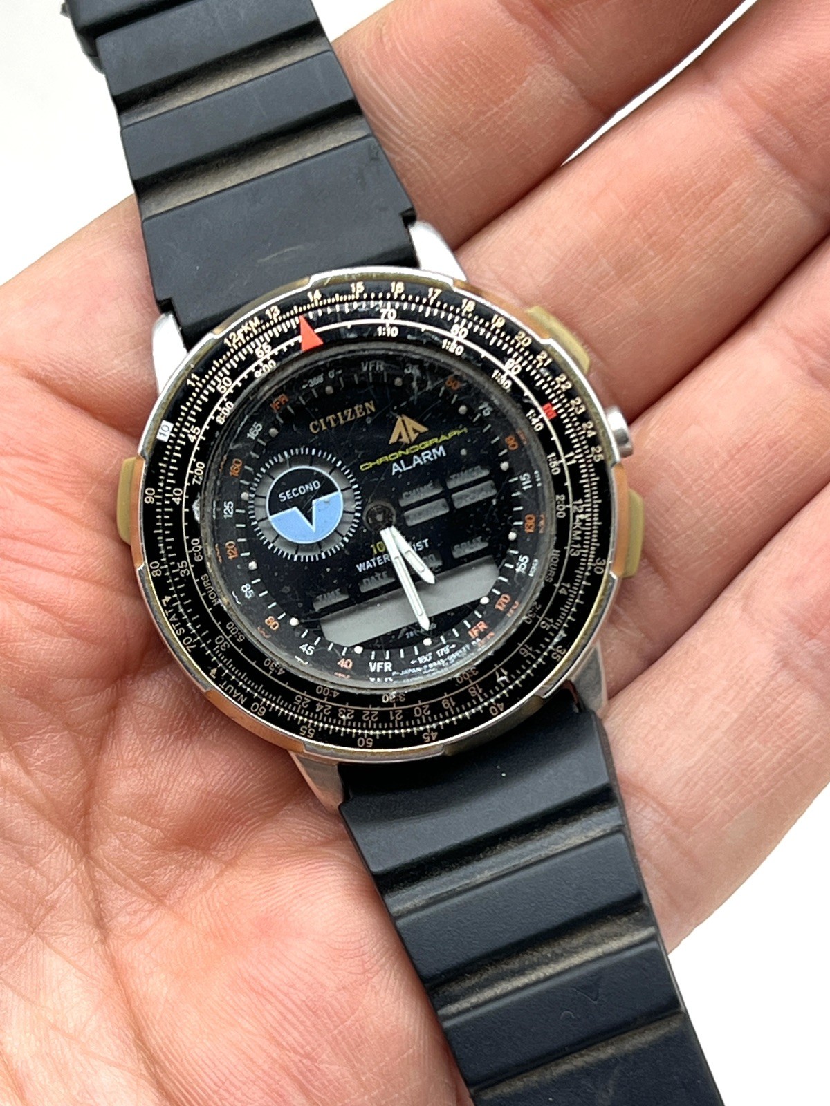 Vintage Citizen Wingman ana-digi pilot wristwatch with analog and digital displays.
