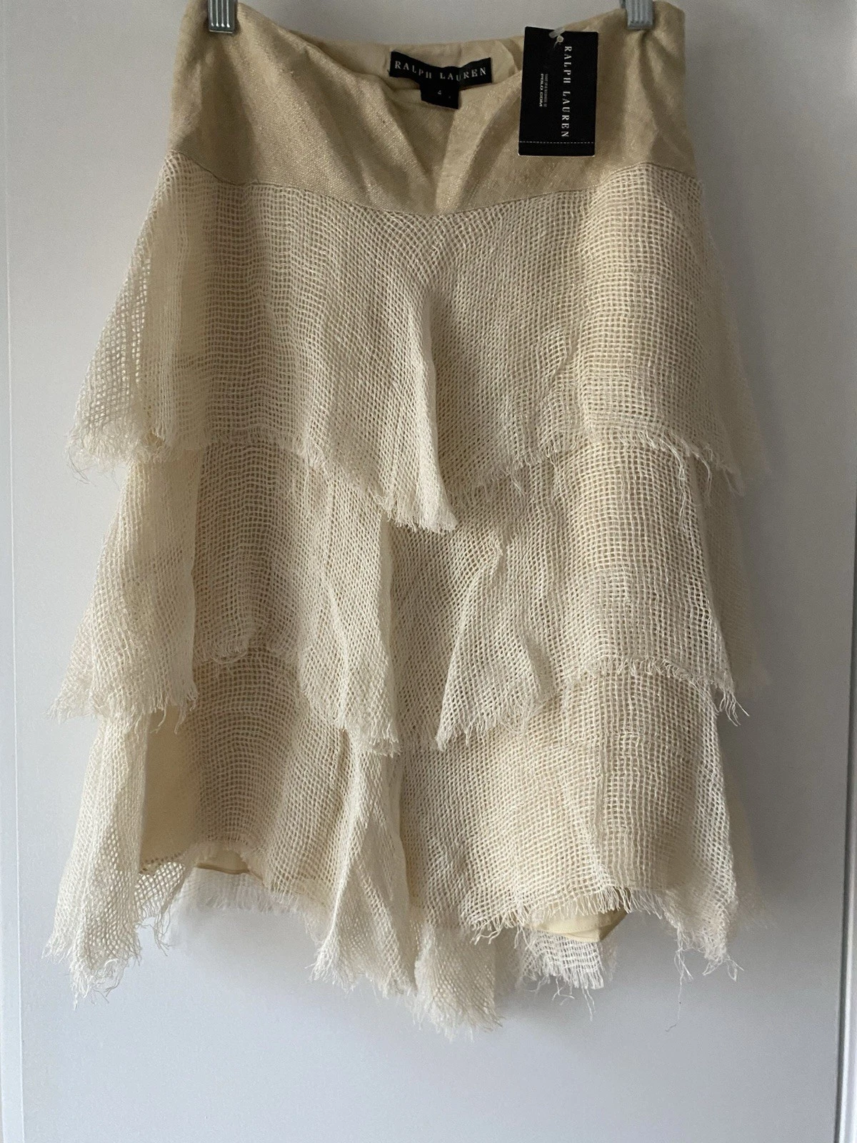 Silk- Linen Beige Woven Layered Women’s Skirt Size 4 Ralph Lauren
Opens in a new window or tab
