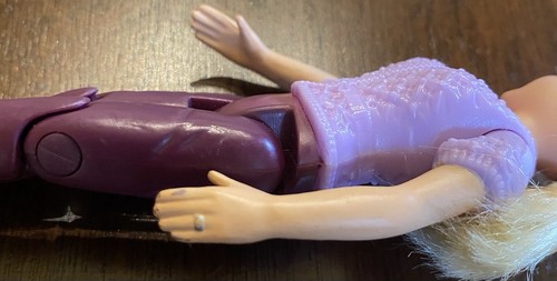 Fisher PRICE 2011 Loving FAMILY Dollhouse MOM Girl FIGURE Purple BLONDE Hair - Picture 7 of 10