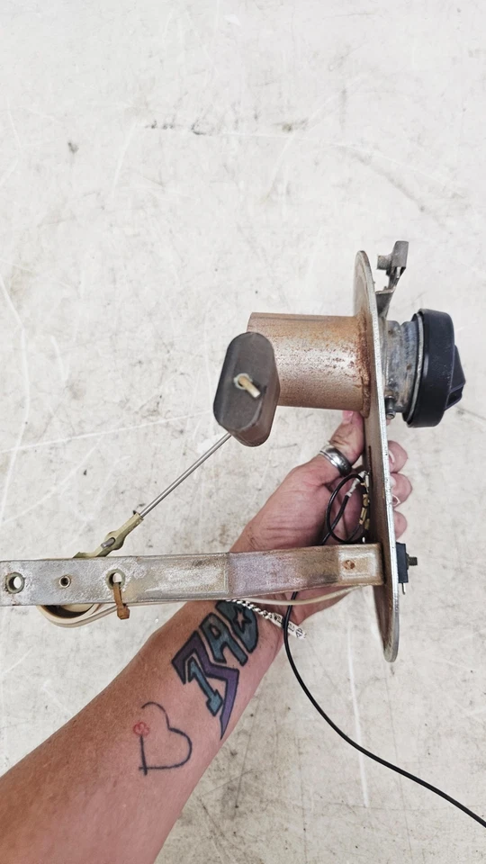 Блок отправки уровня топлива 1996 HARLEY FLH ELECTRA GLIDE - Изображение 3 из 4