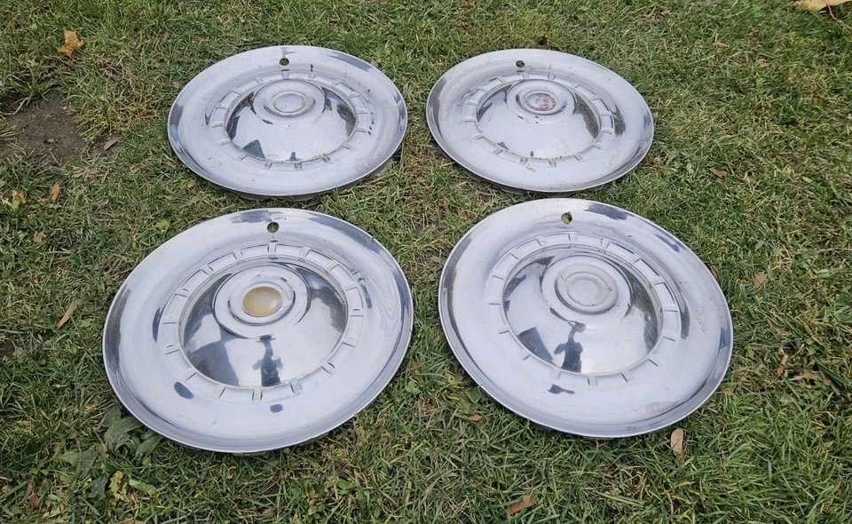 Juego de 6 tapacubos 1953 Chrysler 15" cubiertas de rueda New Yorker Windsor 53 4 2 Foto 2 de 4