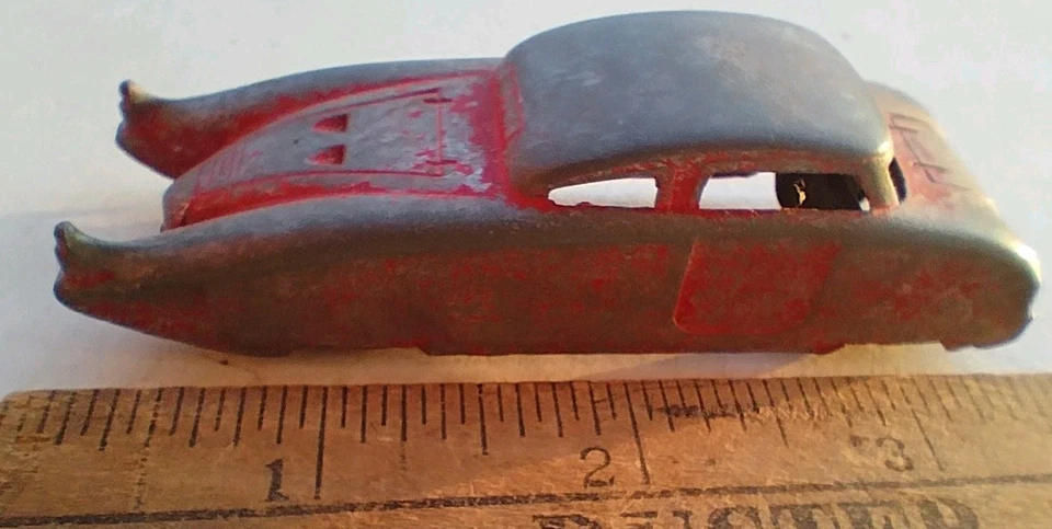 Vintage Diecast Car Midgetoy Midger Toy Rockford IL Red* 1/64 Rocket Car 40s/50s - Image 2 of 4