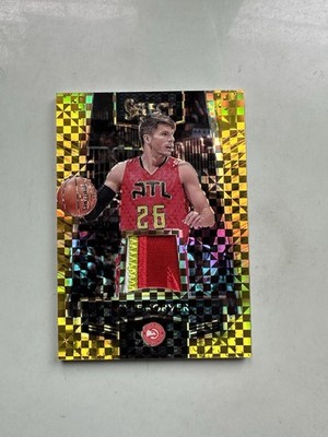 2016 Panini Select Material Jersey Patch Gold Prizm Kyle Korver /10 Atlanta Hawk