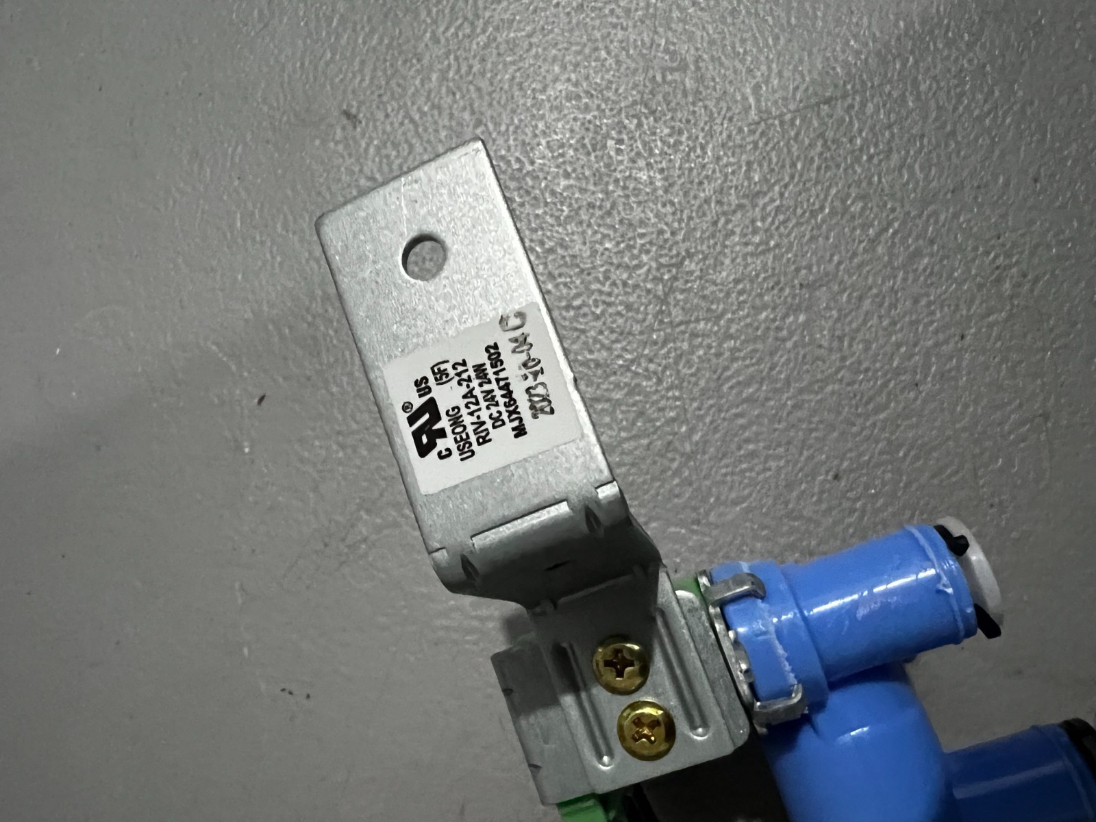 LG Refrigerator Water Inlet Valve MJX64471502
