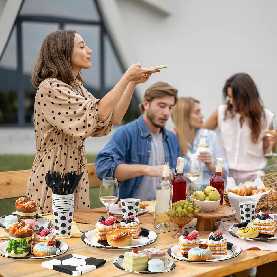 280 Piezas Platos y Servilletas de Papel para Fiesta Deportiva Tazas de Papel Cuchillos de Plástico Tenedores... Foto 4 de 4