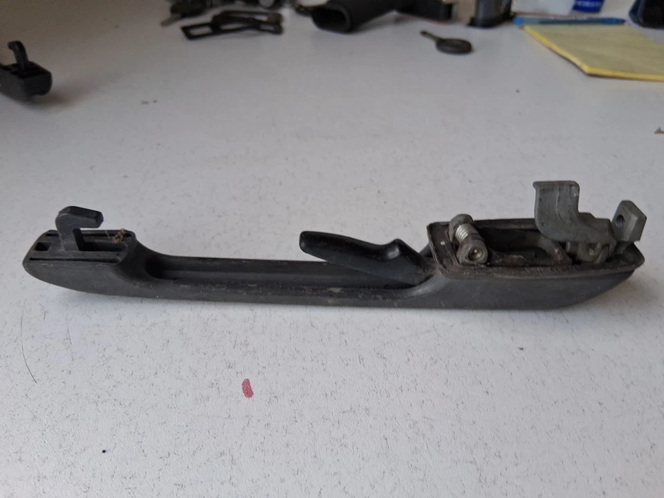 Volkswagen Golf 1990 manija de puerta exterior trasera Foto 2 de 4