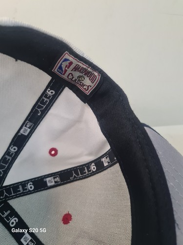 New Era 9fifty Chicago Bulls Windy City Adjustable Flat Cap Good Condition - Picture 13 of 13