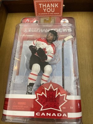 Mcfarlane NHL TEAM CANADA JONATHAN TOEWS WHITE JERSEY Chicago Blackhawks