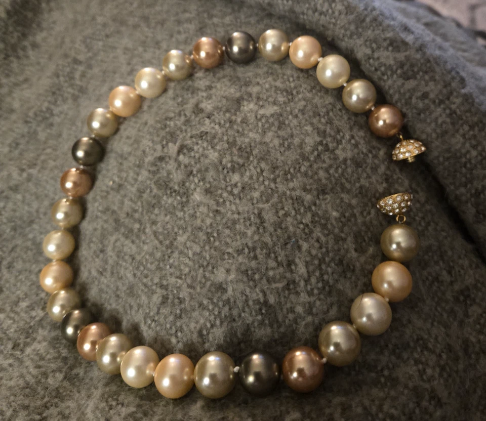 Collar de perlas Pearlfection 17" Multi Mar del Sur  Foto 2 de 4