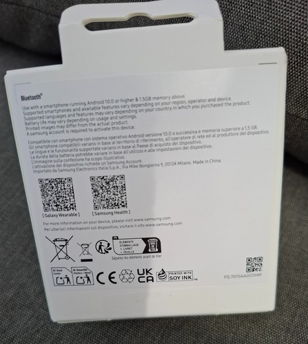 Samsung Galaxy Fit3 Smart Watch/Fitness Tracker - Brand New in Sealed Box - Picture 3 of 3