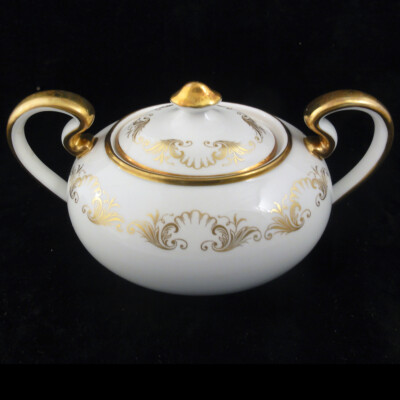 LOUIS XV by Aynsley Covered Sugar Bowl 4'' tall #8328 NEW NEVER USED made England