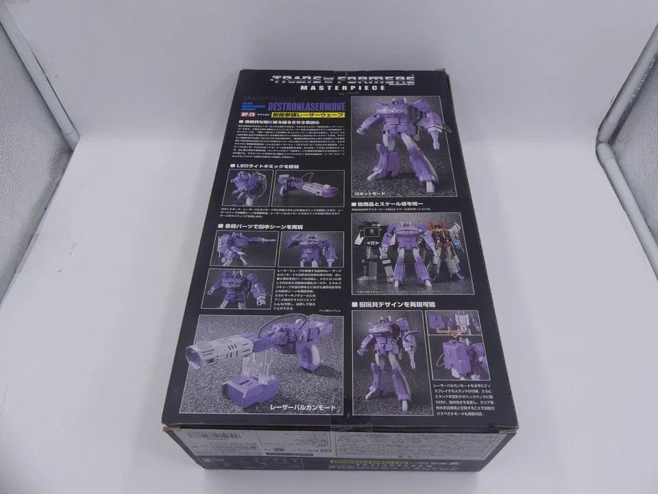 AUTHENTIC TAKARA TOMY Transformers MP29 Shock Wave Figure DESTRONLASERWAVE - Image 2 of 4