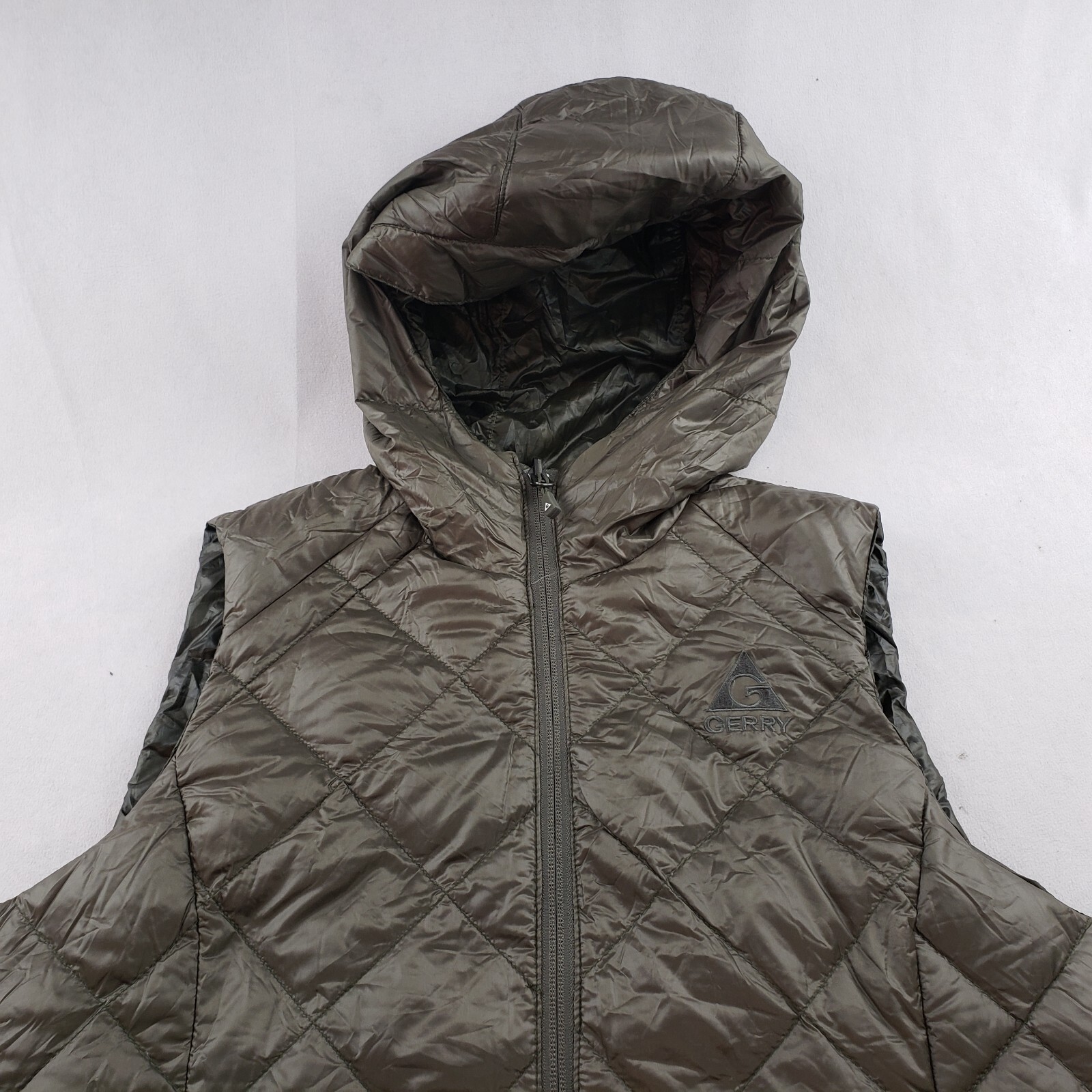 GERRY Outdoors Goose Down Puffer Vest Reversible Camo… Gem