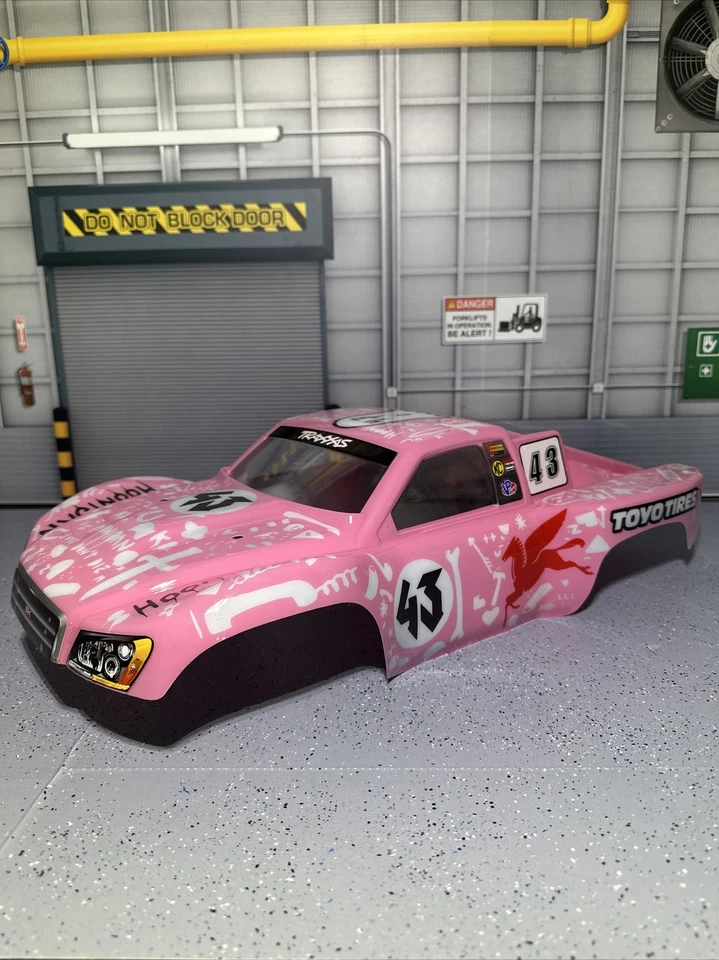 Custom Traxxas Slash 1/10 Ken Block Hoonigan RC Truck Body Hoonipig - Image 4 of 4