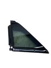 2019-2023 HYUNDAI SANTA FE FRONT LH VENT WINDOW GLASS PANEL *SCRATCH+BROKEN TAB*