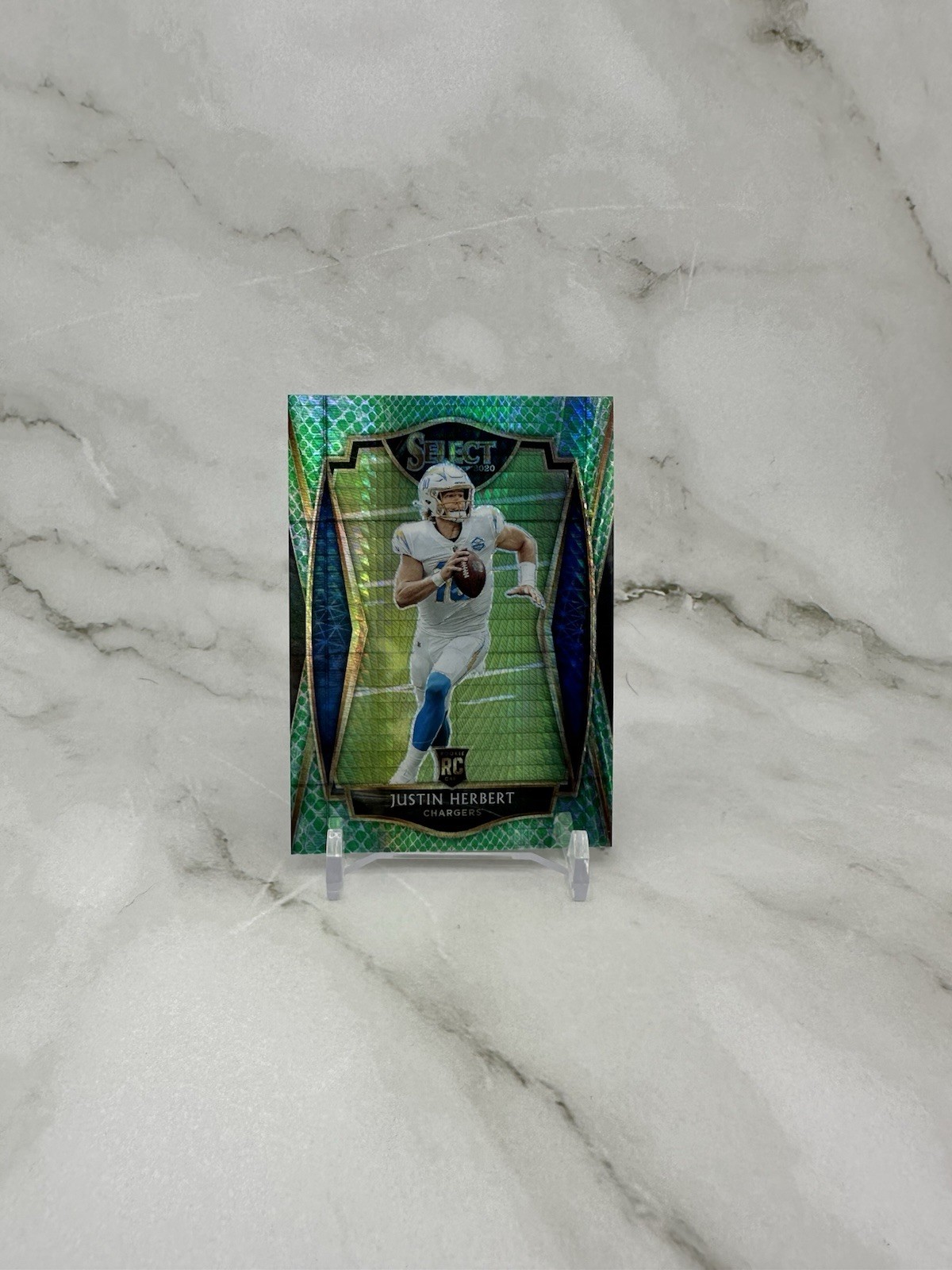 2020 Panini Select - Justin Herbert - RC Premier Level Dragon Scale Prizm /67