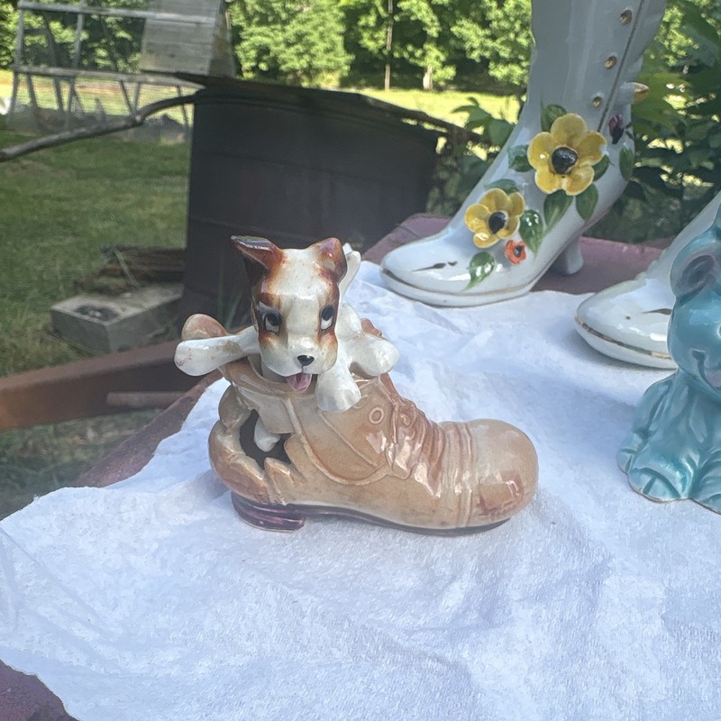 Ceramic Small Boot with Puppy Made In Japan Vintage Collectible