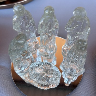 Vintage Nativity Scene Set Of 7 Glass Figurines On 5  Round Mirror Base