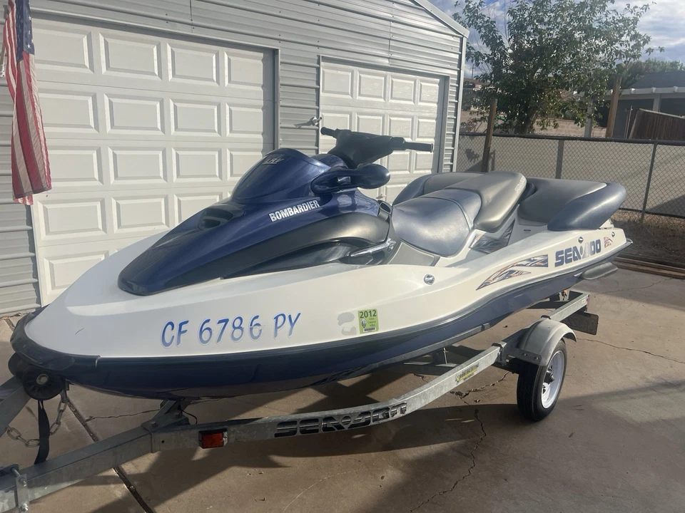 2001 Sea-Doo LRV Jet Ski Very Low Hours - Image 2 of 4