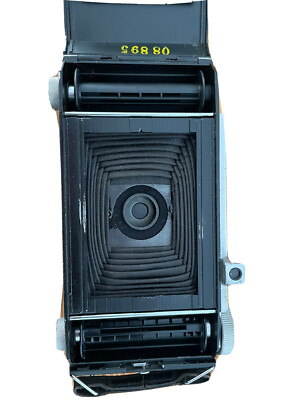 Curious Ghe: Restoring a Roamer II Folding Camera