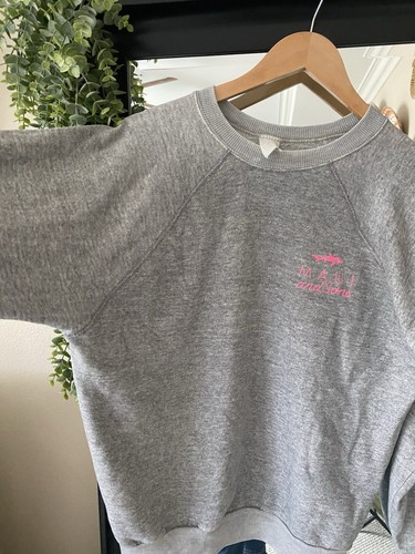 Vintage Maui And Sons Sweatshirt Heather Gray Pink & Black Graphic Size L
