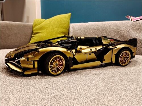 1:8 Lamborghini Sian Electroplated Building Blocks Car 3955PCS, High Quality PVC - Picture 4 of 4