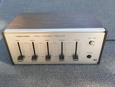Realistic Stereo Frequency Equalizer 31-1986 POWERS ON #2