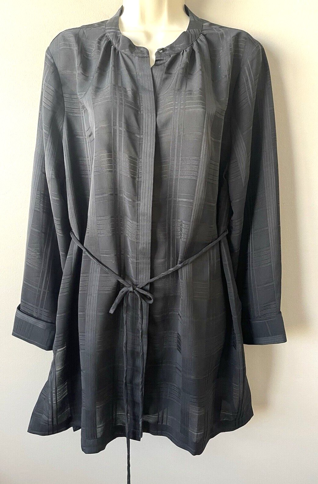 CHICOS Long Black Top Cuff Sleeve Tunic Side Slits Sz 2P (12/M) Tie Belt