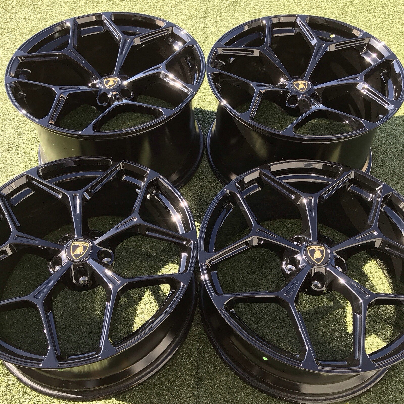 21 22 LAMBORGHINI REVUELTO RIMS OEM STOCK GENUINE RIMS WHEELS 2025 AVENTADOR