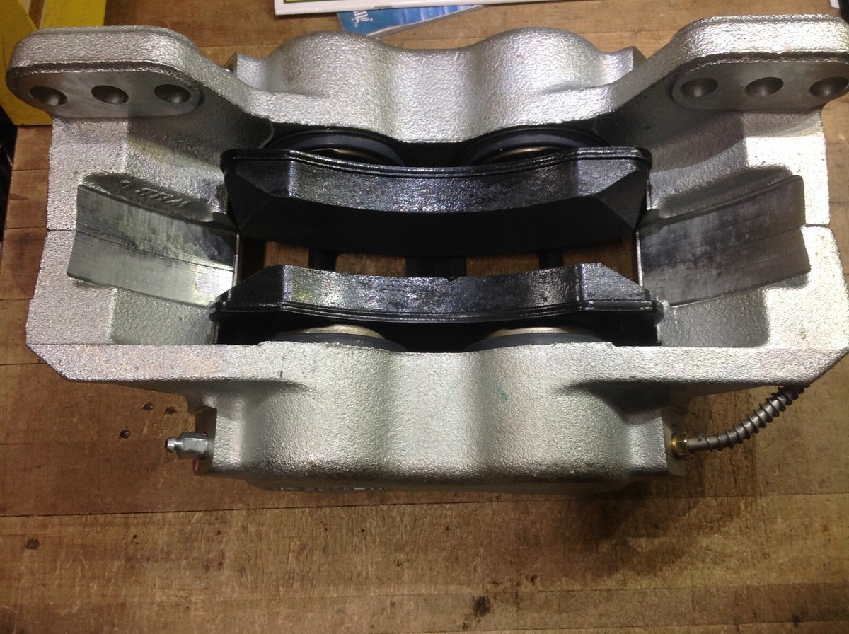 60450478006 MERITOR BRAKE CALIPER 4 piston new FITS F650 FORD