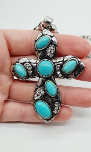 Vintage necklace cross native American style faux turquoise silver tone pearl - Picture 3 of 6
