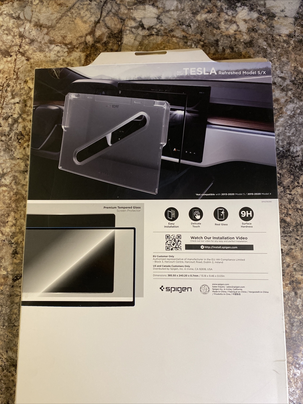 Tesla Model S / X Screen Protector Spigen EZ Fit AntiGlare 9H Glass