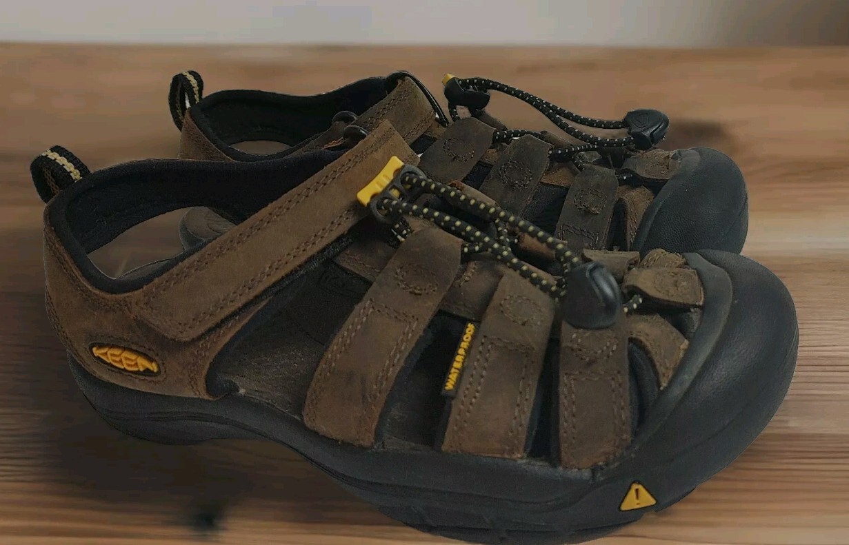 Sandali sportivi Keen marroni ragazzo taglia 4 impermeabili lavabili punta chiusa scarpe