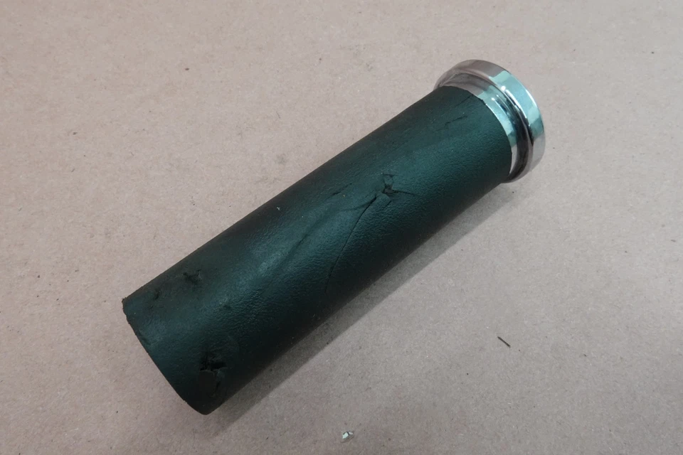 Empuñadura de manillar izquierda Yamaha V Star 650 Custom XVS650 1998-2015 Foto 4 de 4