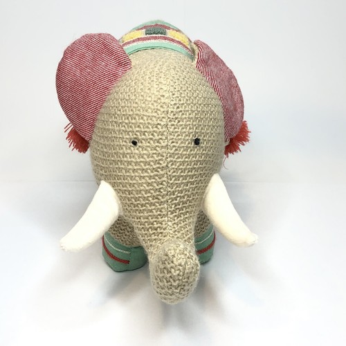 Anthropologie Plüsch Sattel ELEFANT Strick Kuscheltier Spielzeug 13"" Boho - Bild 2 von 10