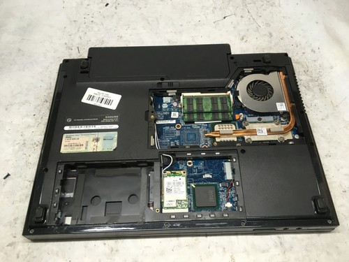 Dell Vostro 1510 14" [FOR PARTS] Intel Core 2 Duo @ 1.8 GHz - JZ - Picture 3 of 7