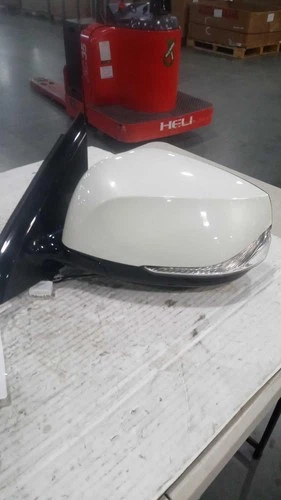 Used Left Door Mirror fits: 2017 Infiniti QX60 Power power folding and heated w/