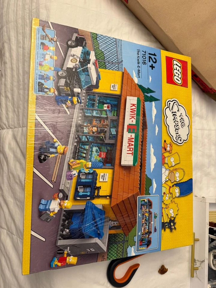 Lego 71016 Los Simpson El Kwik-E-Mart 2179 piezas SELLADO Foto 2 de 4